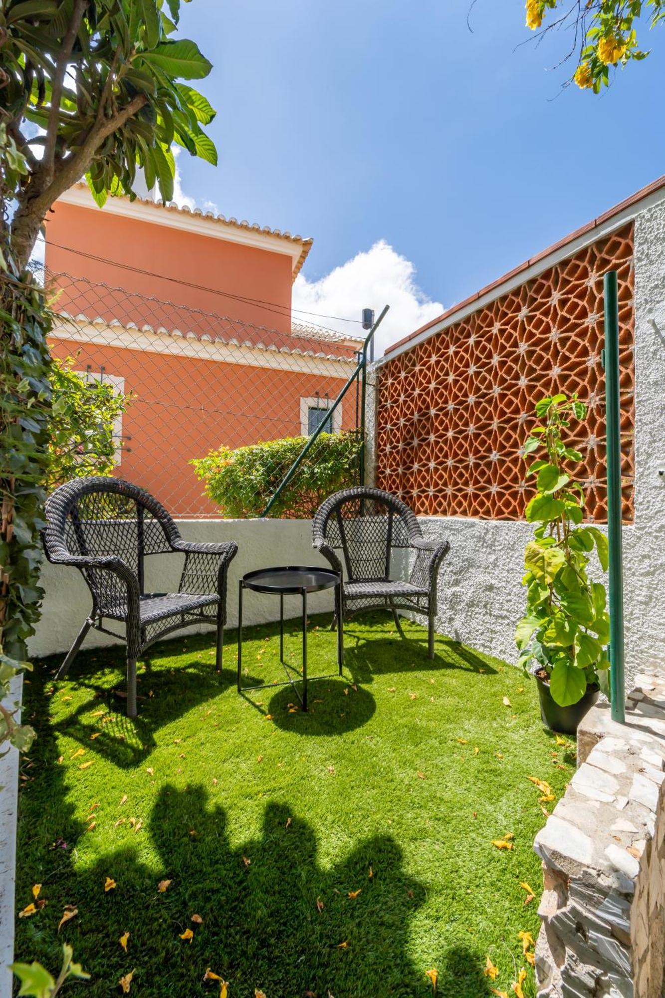 Brisa Do Mar T1 With Garden Access *